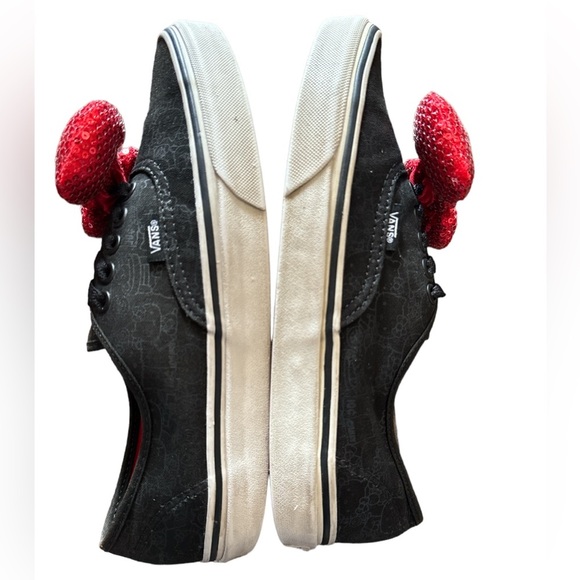 Hello Kitty X Vans Red Sequins Bow Sneakers - Picture 2 of 7